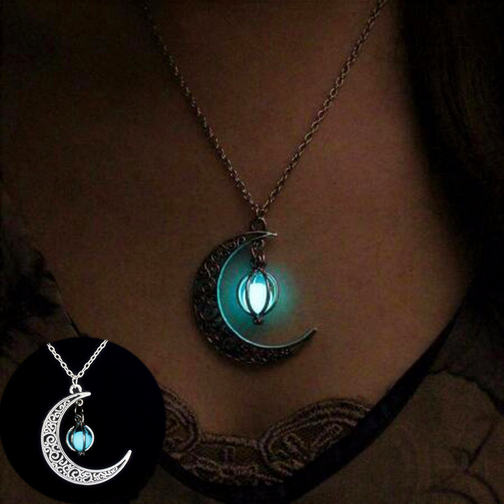 Fashion Luminous Moon Stone Healing Necklace for Women